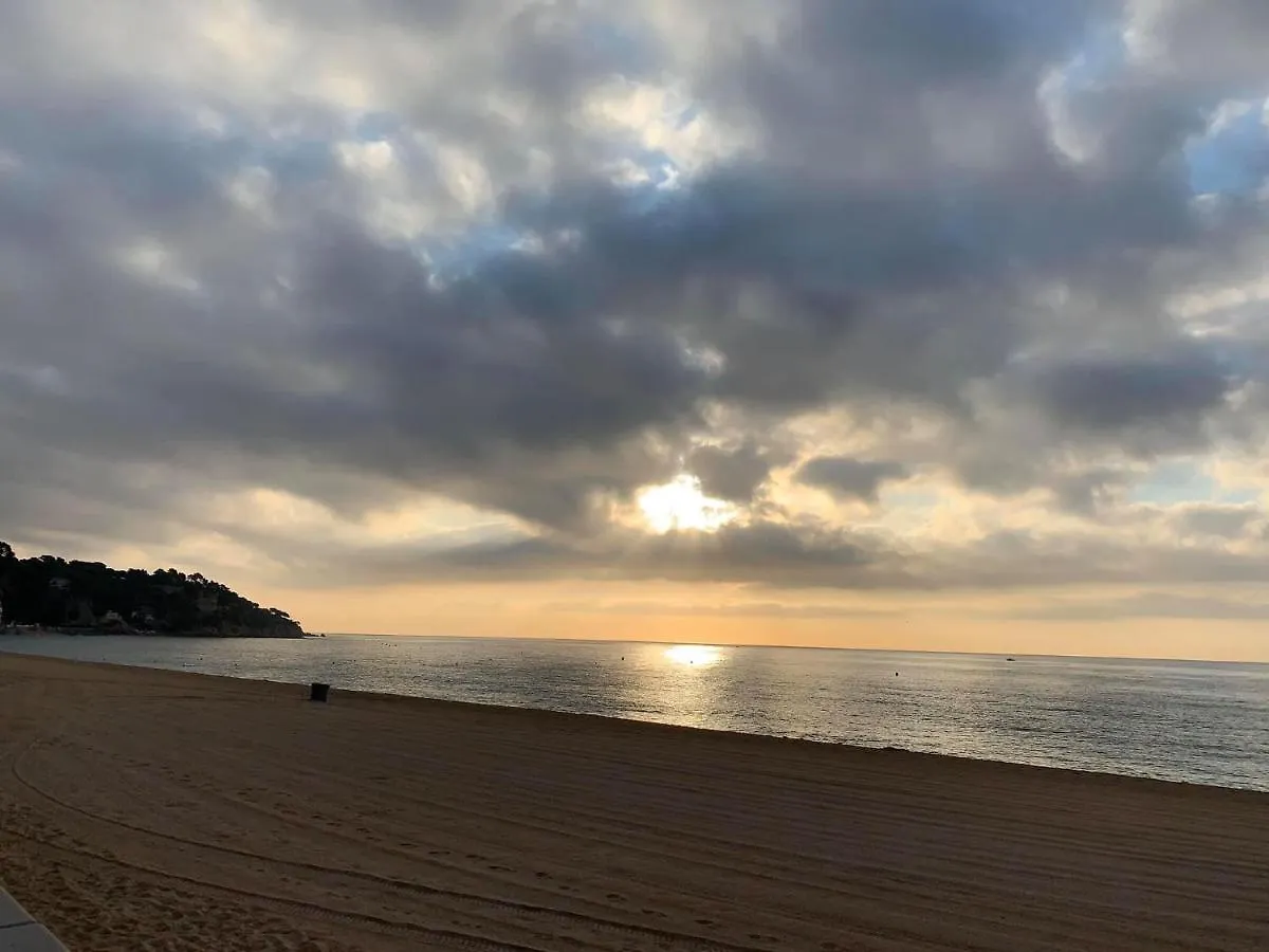 فيلا Casa Con Vistas Al Mar Y Piscina Privada يوريت دي مار 0*,  إسبانيا
